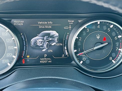 Used 2022 Maserati Levante GT image 12