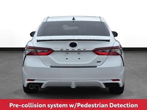 Certified 2022 Toyota Camry SE w/ Convenience Package FWD image 8