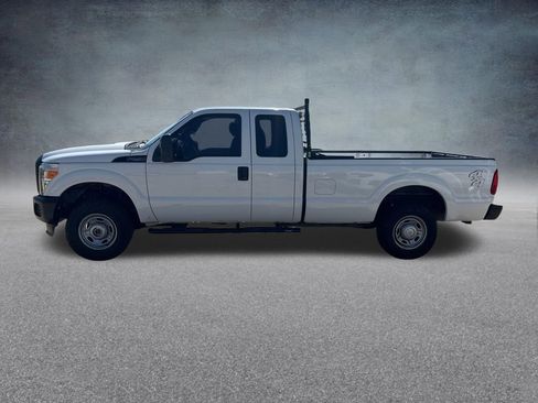 Used 2015 Ford F250 XL AWD/4WD image 2