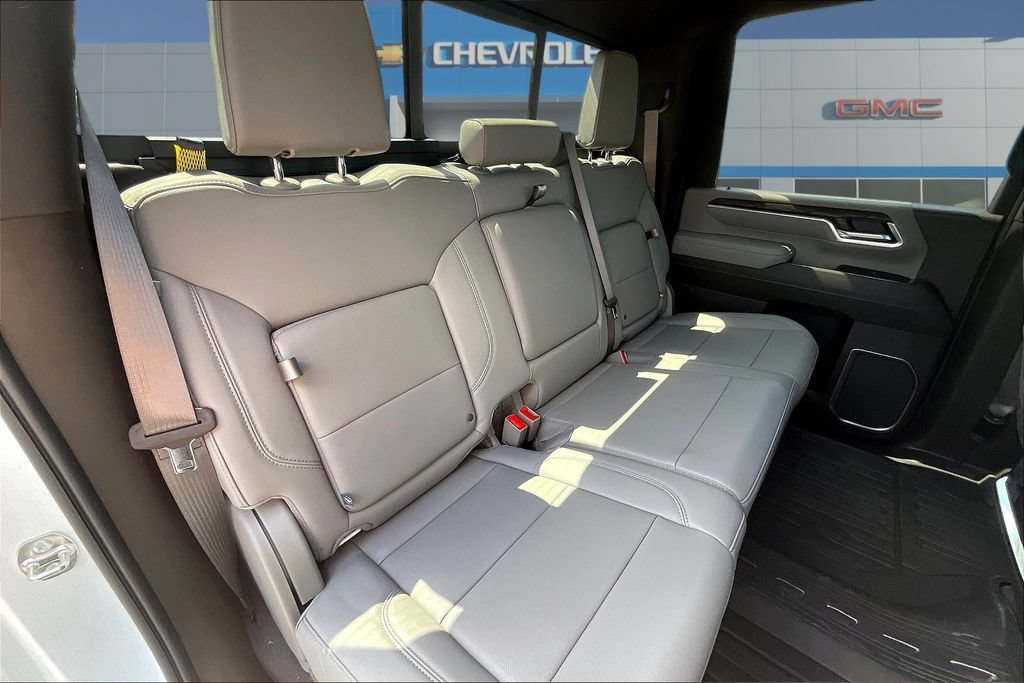 New 2026 GMC Sierra 2500 SLT w/ SLT Premium Package AWD/4WD image 10