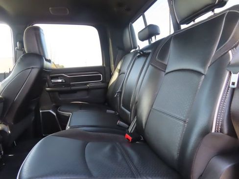 Used 2025 RAM 3500 Laramie AWD/4WD image 43