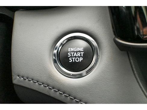 Used 2023 Toyota Highlander XLE image 43