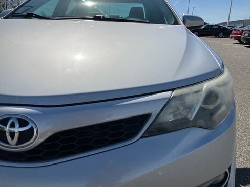 Used 2014 Toyota Camry SE image 29