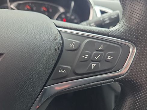 Used 2021 Chevrolet Equinox LT FWD image 22
