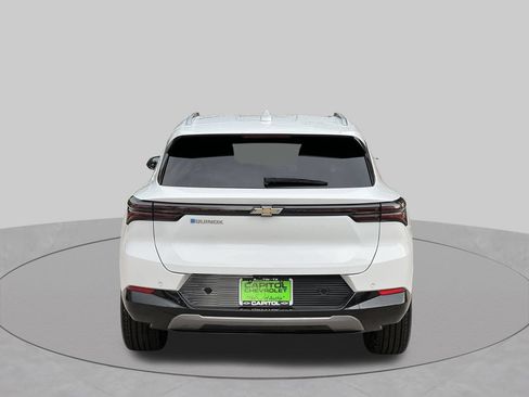 Used 2024 Chevrolet Equinox EV LT FWD image 4