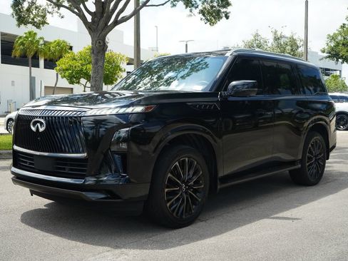 Used 2025 INFINITI QX80 Autograph w/ Autograph Exterior Package AWD/4WD image 3