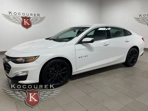 Used 2023 Chevrolet Malibu LT image 3