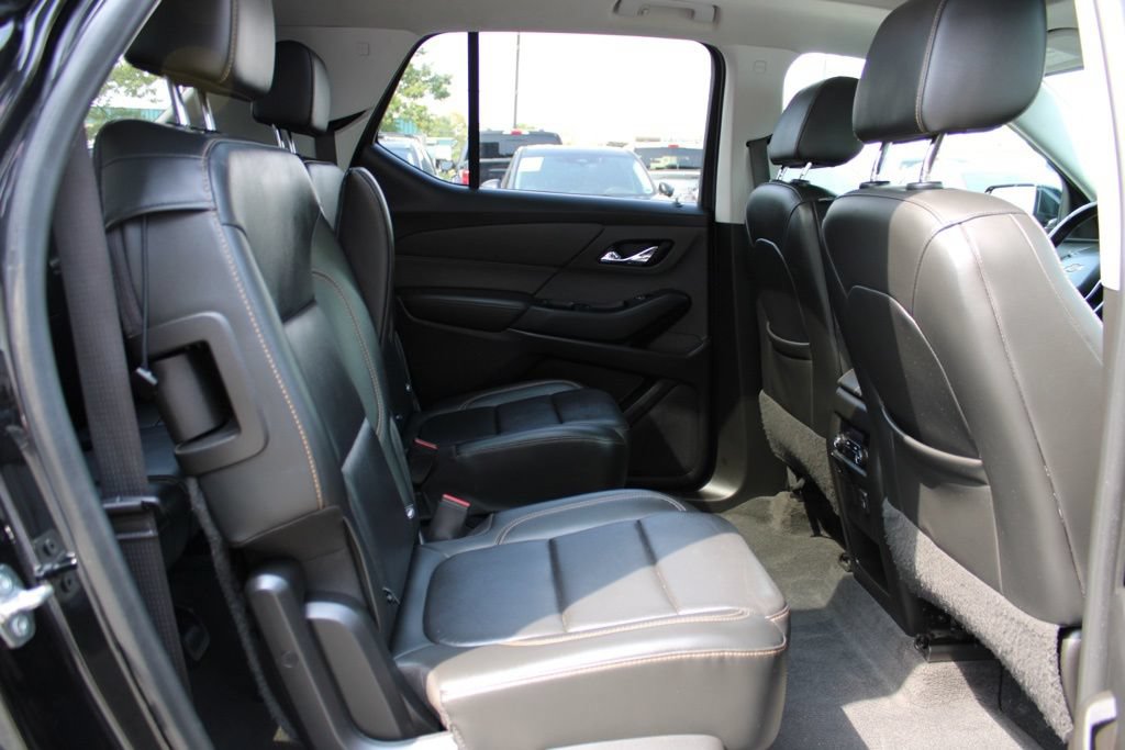 Used 2019 Chevrolet Traverse LT w/ LT Premium Package AWD/4WD image 15