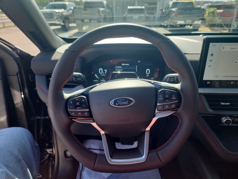 New 2026 Ford Explorer ST-Line w/ ST-Line Street Pack RWD image 35