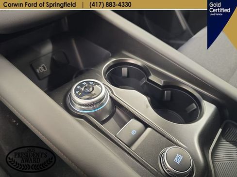 Used 2026 Ford Explorer Active AWD/4WD image 28