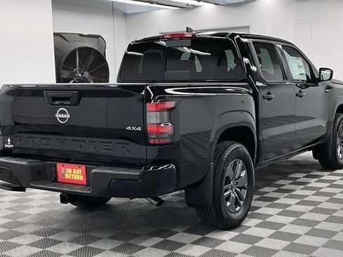 New 2026 Nissan Frontier SV image 18