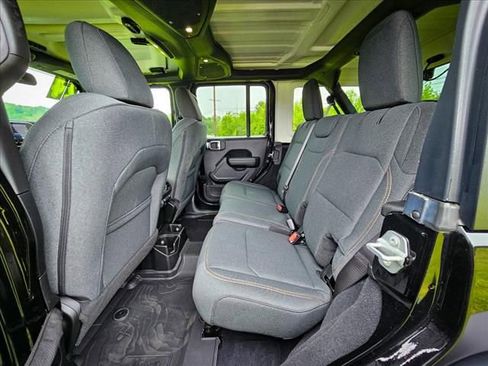 Certified 2024 Jeep Wrangler Sport S image 32