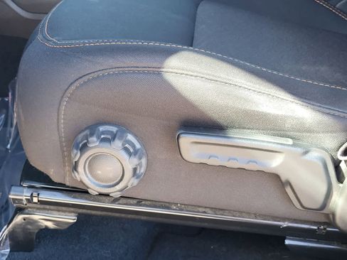 Used 2022 Jeep Gladiator Mojave image 13