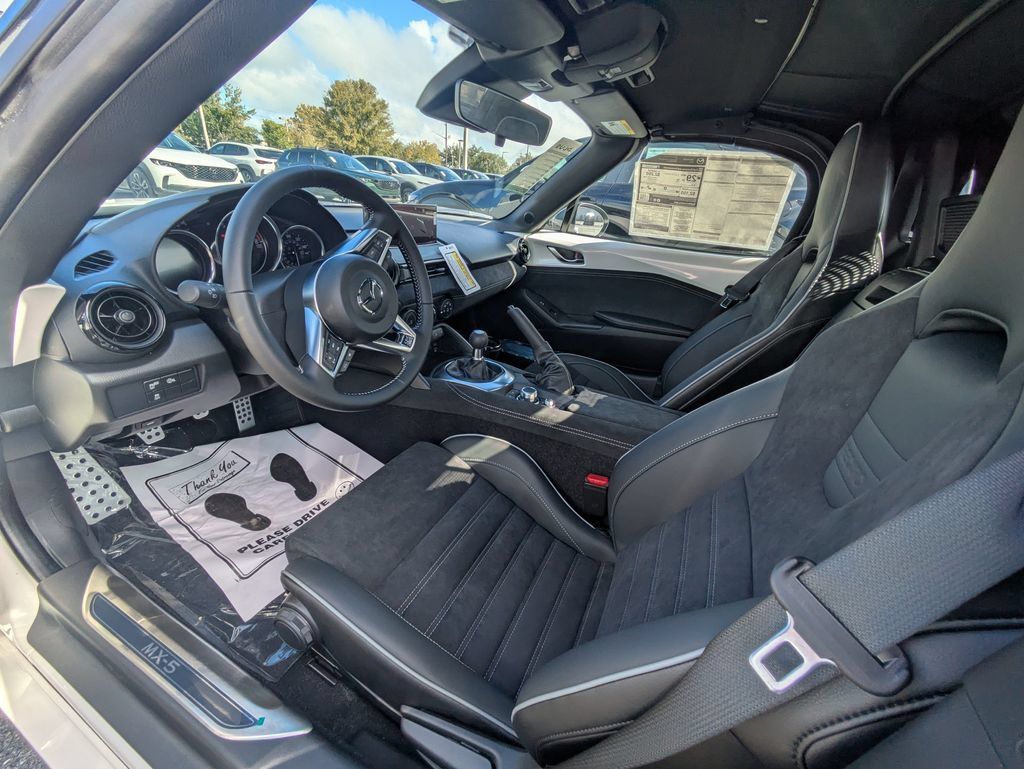 New 2026 MAZDA MX-5 Miata Club w/ Brembo/BBS/Recaro Package RWD image 12