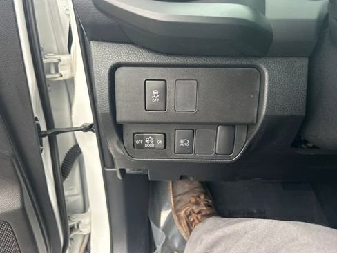 Used 2023 Toyota Tacoma TRD Sport image 29