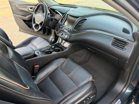 Used 2018 Chevrolet Impala Premier FWD image 18