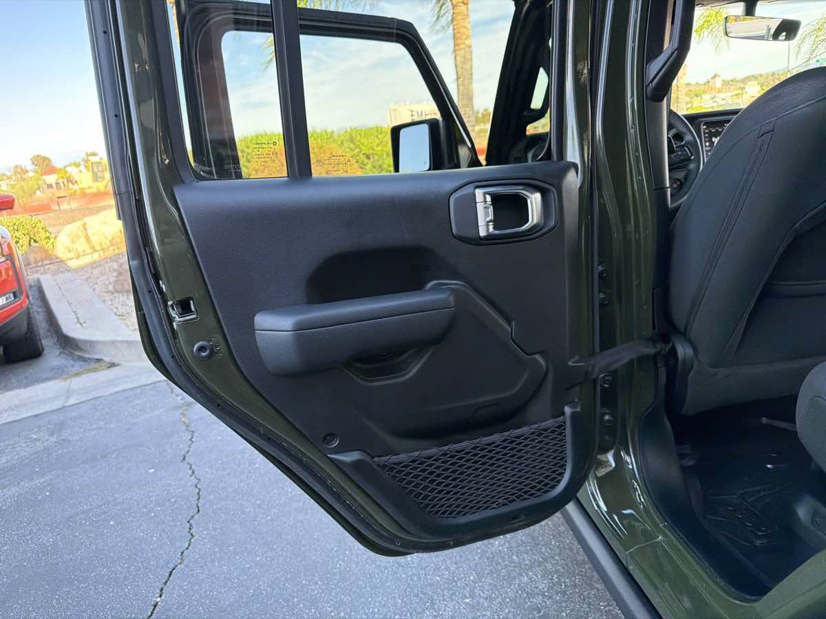 Used 2023 Jeep Wrangler Unlimited w/ 8.4" Radio Group AWD/4WD image 34