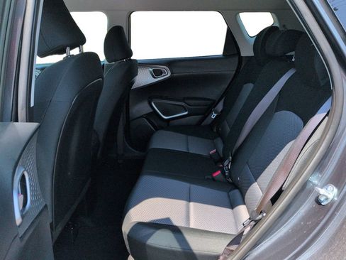 Used 2025 Kia Soul LX FWD image 26