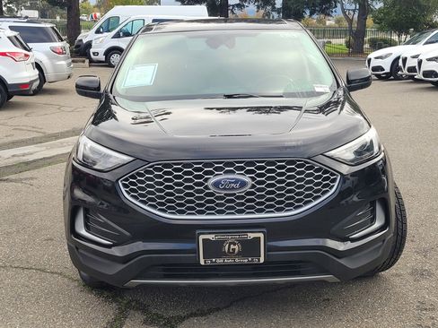 Used 2023 Ford Edge SEL image 2