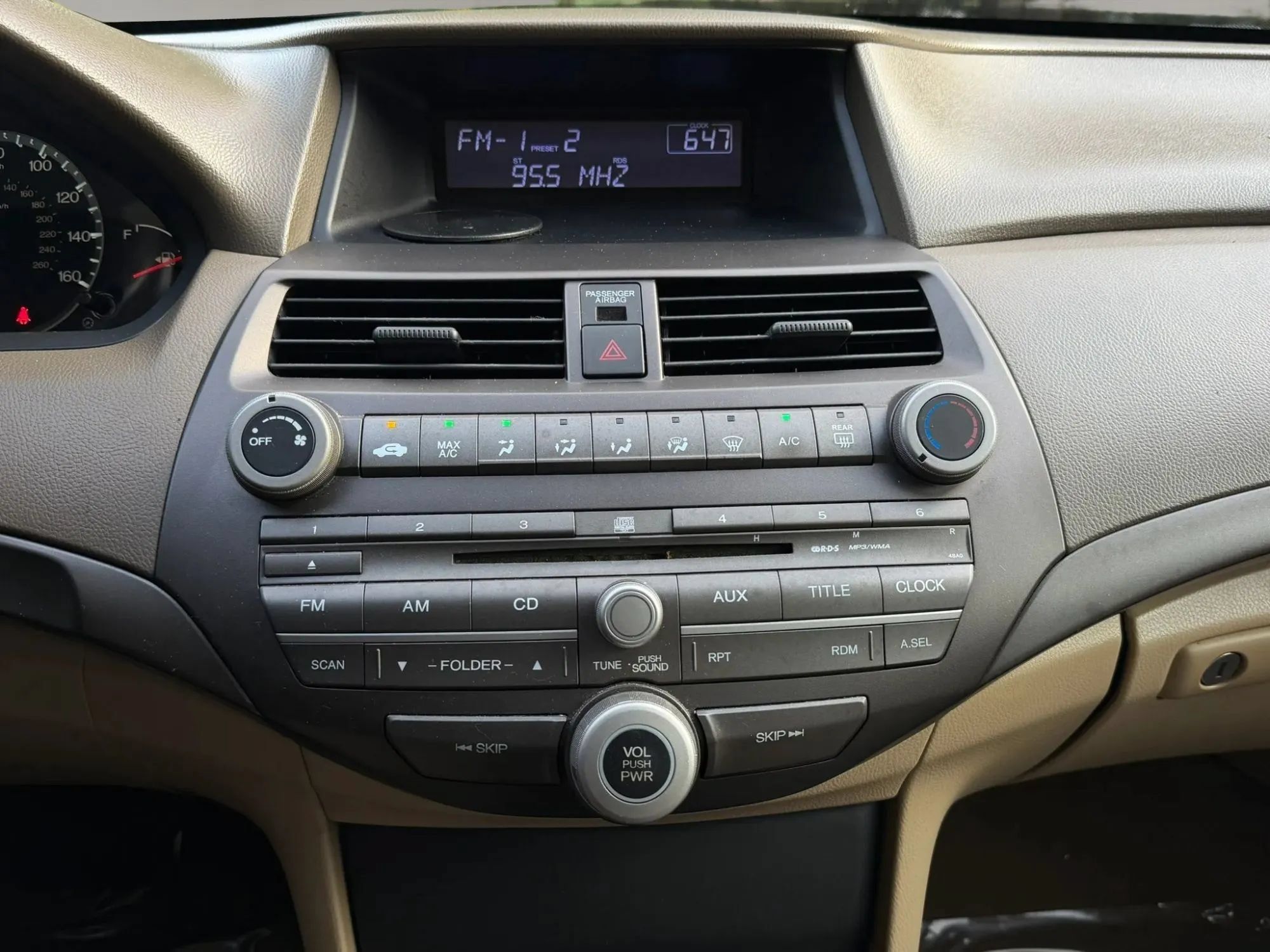Used 2009 Honda Accord LX-P image 20