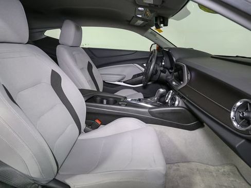 Used 2023 Chevrolet Camaro SS RWD image 16