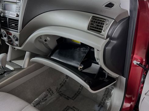 Used 2010 Subaru Forester 2.5X image 32