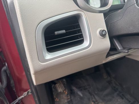 Used 2017 Chevrolet Equinox LT w/ Convenience Package image 10