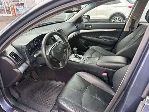 Used 2011 INFINITI G37 x image 15