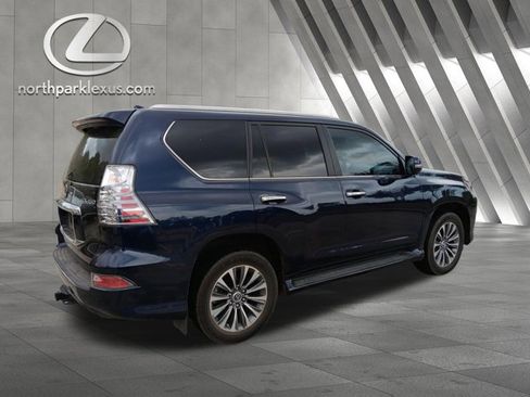 Certified 2023 Lexus GX 460 Luxury w/ Accessory Package image 6