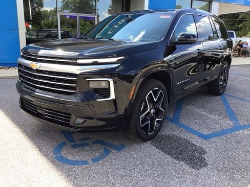 New 2026 Chevrolet Traverse High Country image 2