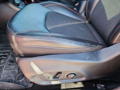 Used 2019 Jeep Compass Trailhawk w/ Cold Weather Group image 18