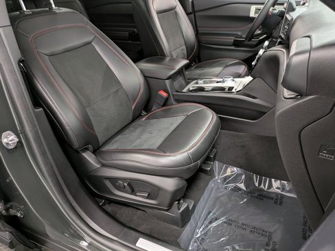 Used 2022 Ford Explorer ST-Line w/ Class IV Trailer Tow Package image 28