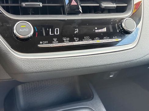Used 2026 Toyota Corolla LE FWD image 16