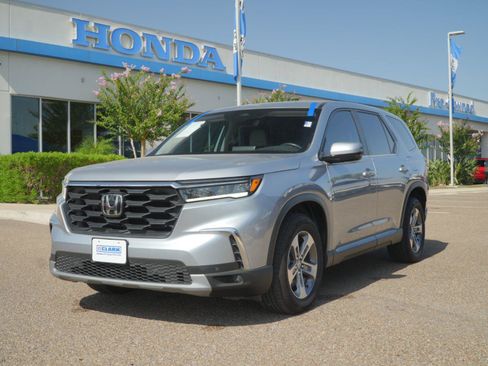Used 2025 Honda Pilot EX-L image 1