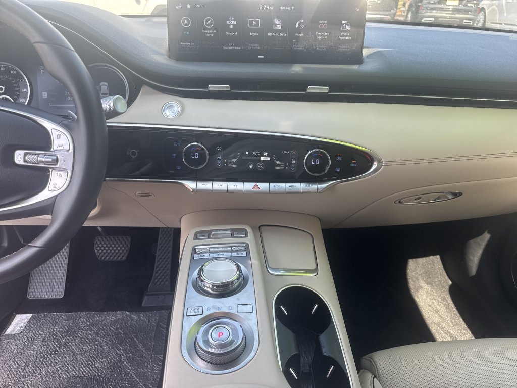 Used 2023 Genesis GV70 2.5T w/ Advanced Package AWD/4WD image 28