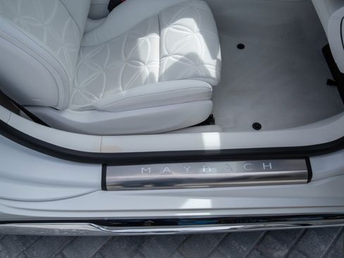 Used 2026 Mercedes-Benz Maybach SL 680 image 35