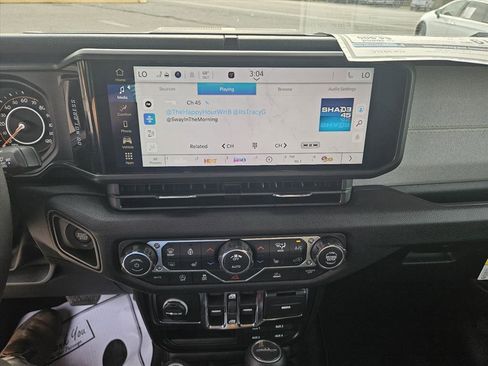 New 2026 Jeep Gladiator Sport image 10