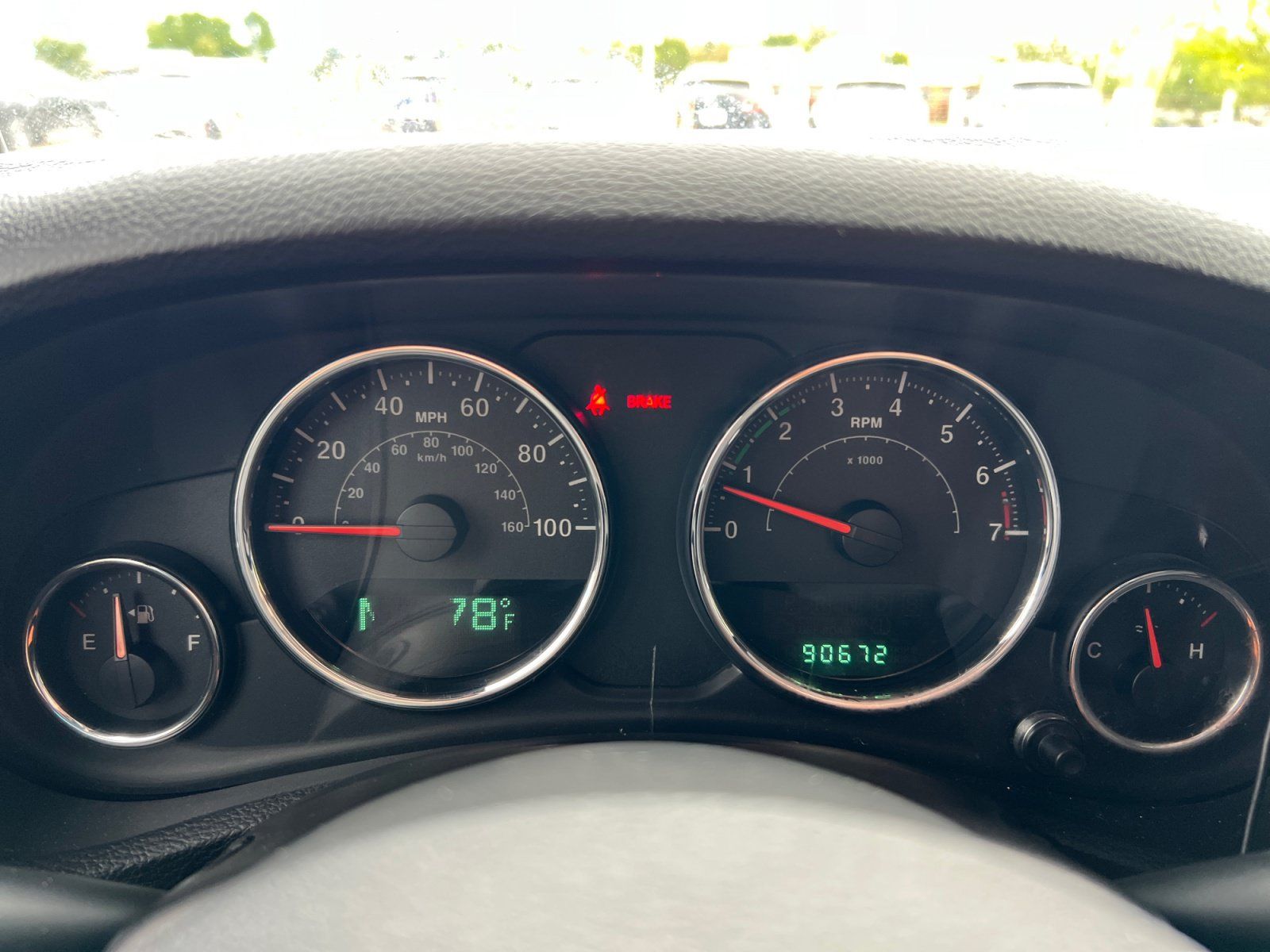 Used 2014 Jeep Wrangler Sport w/ Black Appearance Group AWD/4WD image 10