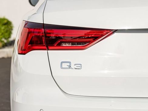 Used 2019 Audi Q3 2.0T Premium Plus AWD/4WD image 11