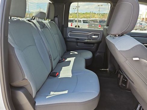 Used 2022 RAM 2500 Big Horn w/ Level A Equipment Group AWD/4WD image 18