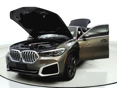 Used 2022 BMW X6 xDrive40i w/ Premium Package AWD/4WD image 10