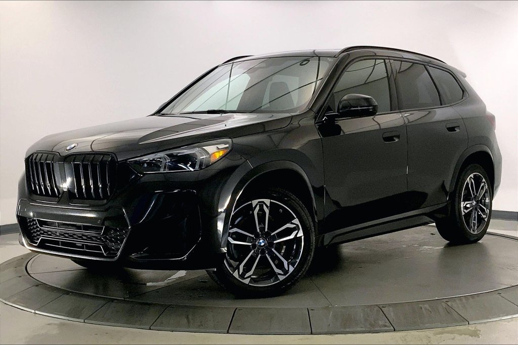 Used 2023 BMW X1 xDrive28i w/ M Sport Package AWD/4WD image 11