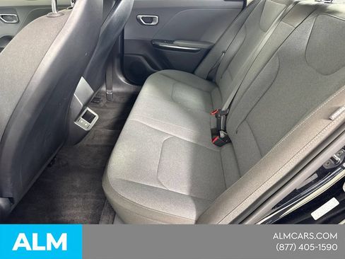 Used 2025 Kia K4 FWD image 23