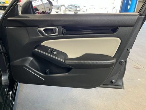 Used 2023 Honda Civic Touring image 12