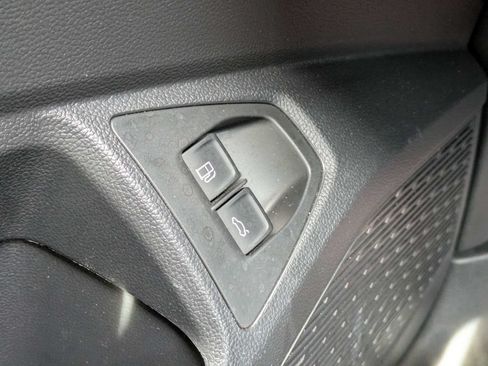 Certified 2022 Volkswagen Jetta S FWD image 30