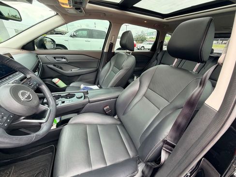 Used 2022 Nissan Rogue SL AWD/4WD image 9