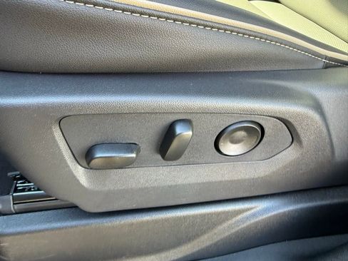 New 2026 GMC Yukon Elevation image 11