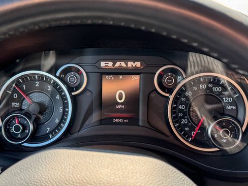 Used 2021 RAM 1500 Big Horn AWD/4WD image 25