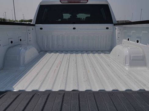 Used 2025 GMC Sierra 1500 SLT AWD/4WD image 15