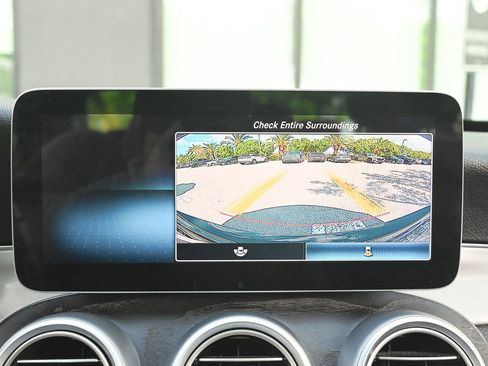 Used 2020 Mercedes-Benz C 300 Sedan image 29